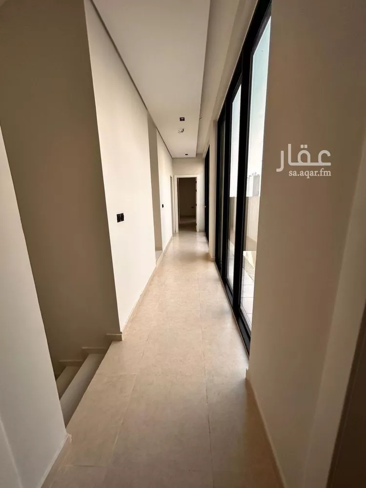 فيلا للإيجار في شارع عبدالملك القلعي, حي العارض, مدينة الرياض, منطقة الرياض صورة 4
