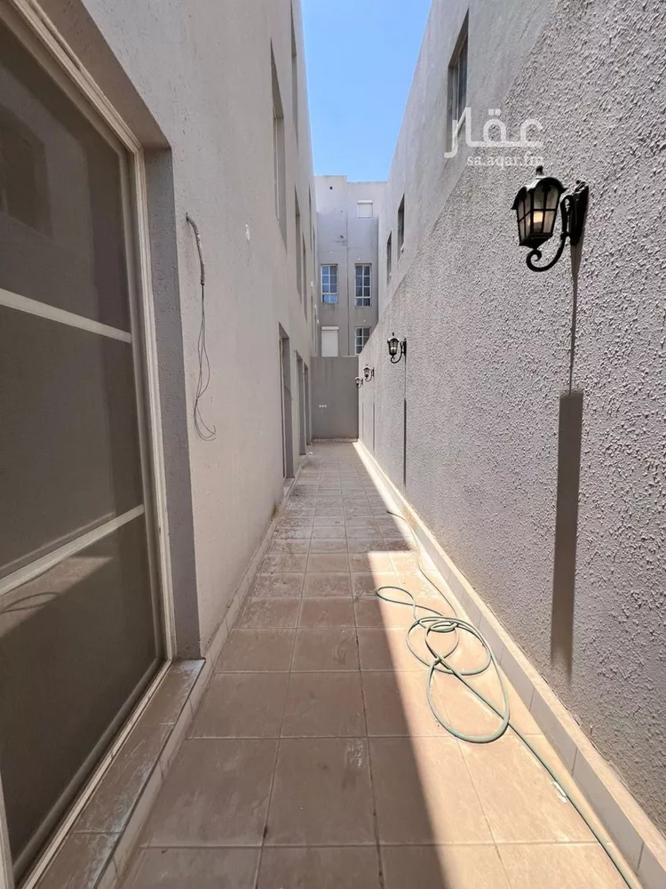 شقة للإيجار في شارع محمد بن عبدالعزيز الدغيثر, حي الملقا, مدينة الرياض, منطقة الرياض صورة 5