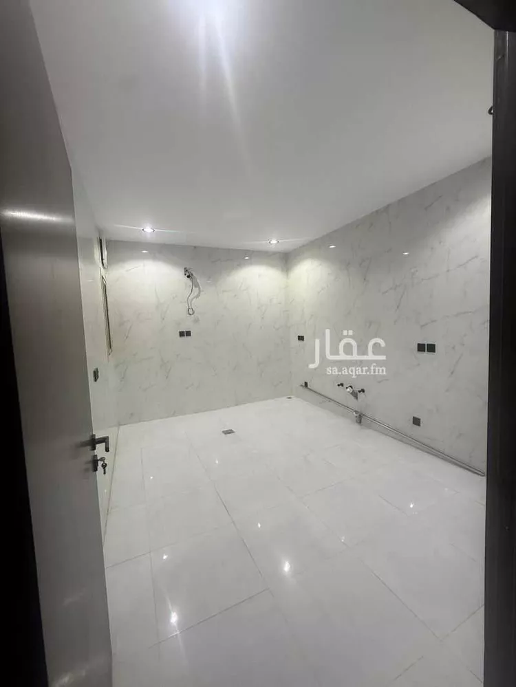 Apartment for Sale in Mecca King Fahd 14
