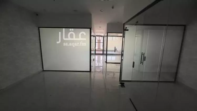 Commercial Office for Rent in Riyadh Al Ghadir صورة 2