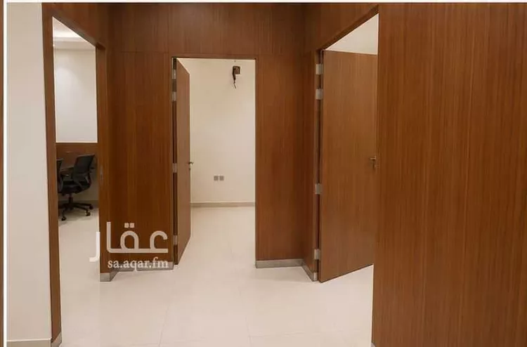 مكتب تجاري للإيجار في شارع طريق الملك عبدالعزيز, حي الغدير, مدينة الرياض, منطقة الرياض صورة 5