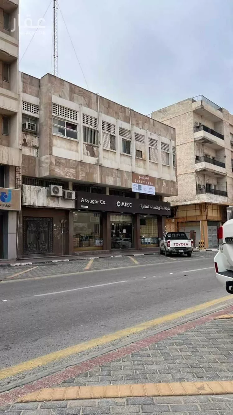 عمارة للبيع في شارع التاسع, حي السوق, مدينة الدمام, المنطقة الشرقية صورة 5