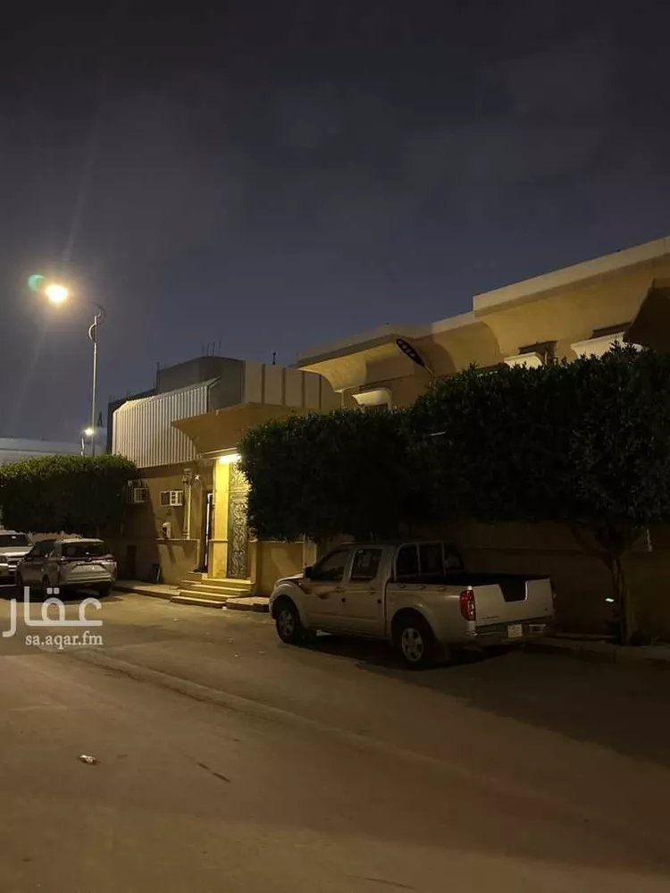 Villa for Sale in Riyadh Al Uraija Al Gharbiyah صورة 2