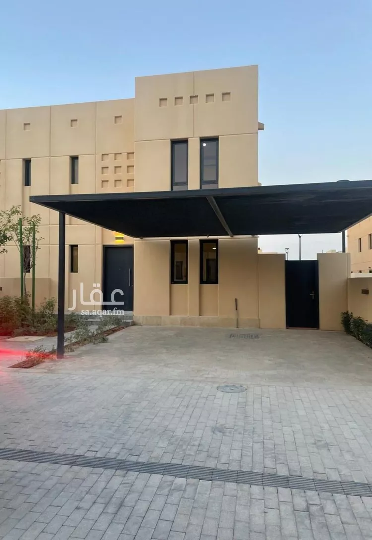 Villa for Sale in Riyadh King Khalid International Airport