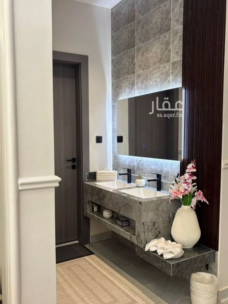 فيلا للبيع في شارع إبراهيم بن ضويان, حي المونسية, مدينة الرياض, منطقة الرياض 9