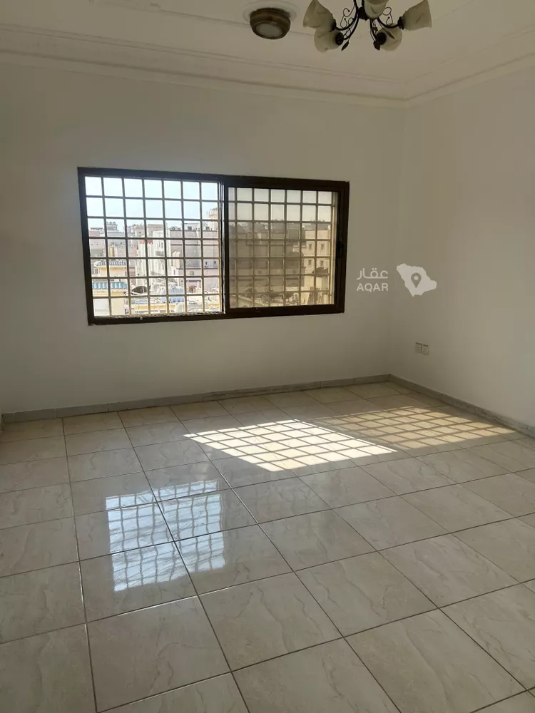 شقة للإيجار في شارع طريق المدينة المنورة فرعي, حي الروضة, مدينة جدة, منطقة مكة المكرمة 3