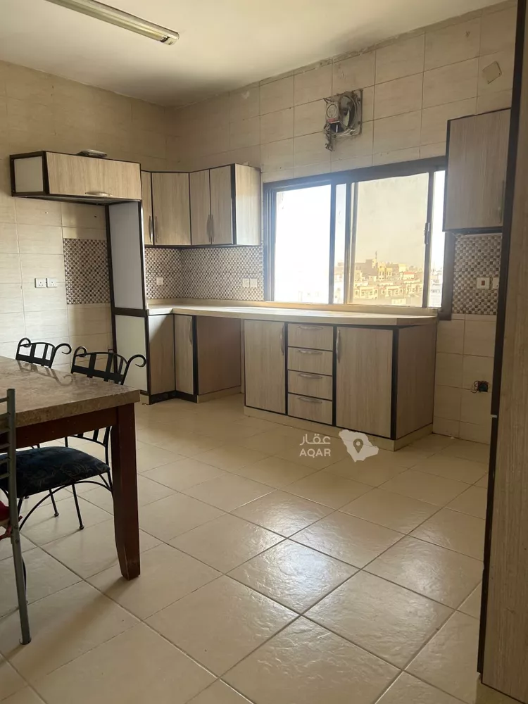شقة للإيجار في شارع طريق المدينة المنورة فرعي, حي الروضة, مدينة جدة, منطقة مكة المكرمة