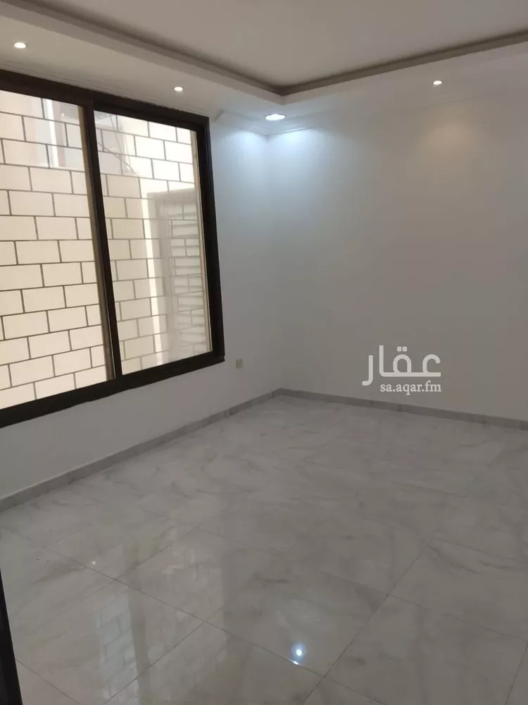 فيلا للبيع في شارع بلال بن سالم, حي ضاحية الملك فهد, مدينة الدمام, المنطقة الشرقية صورة 3