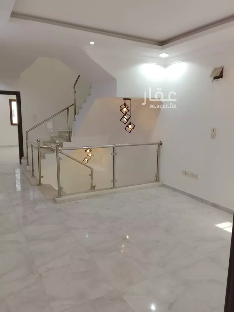 فيلا للبيع في شارع بلال بن سالم, حي ضاحية الملك فهد, مدينة الدمام, المنطقة الشرقية صورة 2