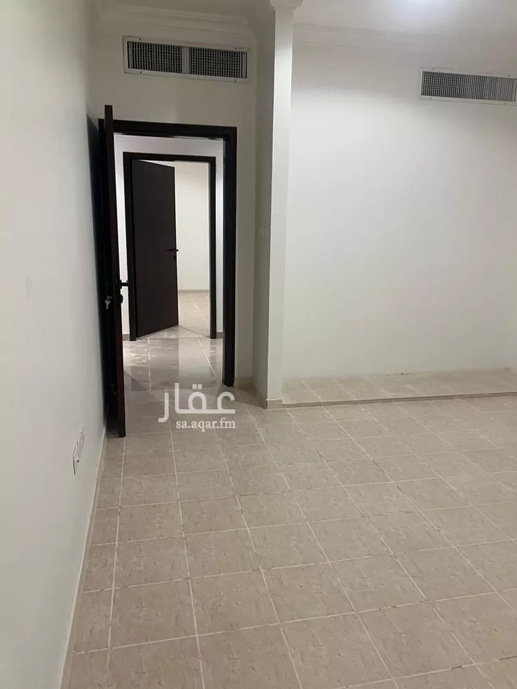 فيلا للإيجار في شارع عبدالرزاق ابن همام, حي الراكة الشمالية, مدينة الدمام, المنطقة الشرقية 7
