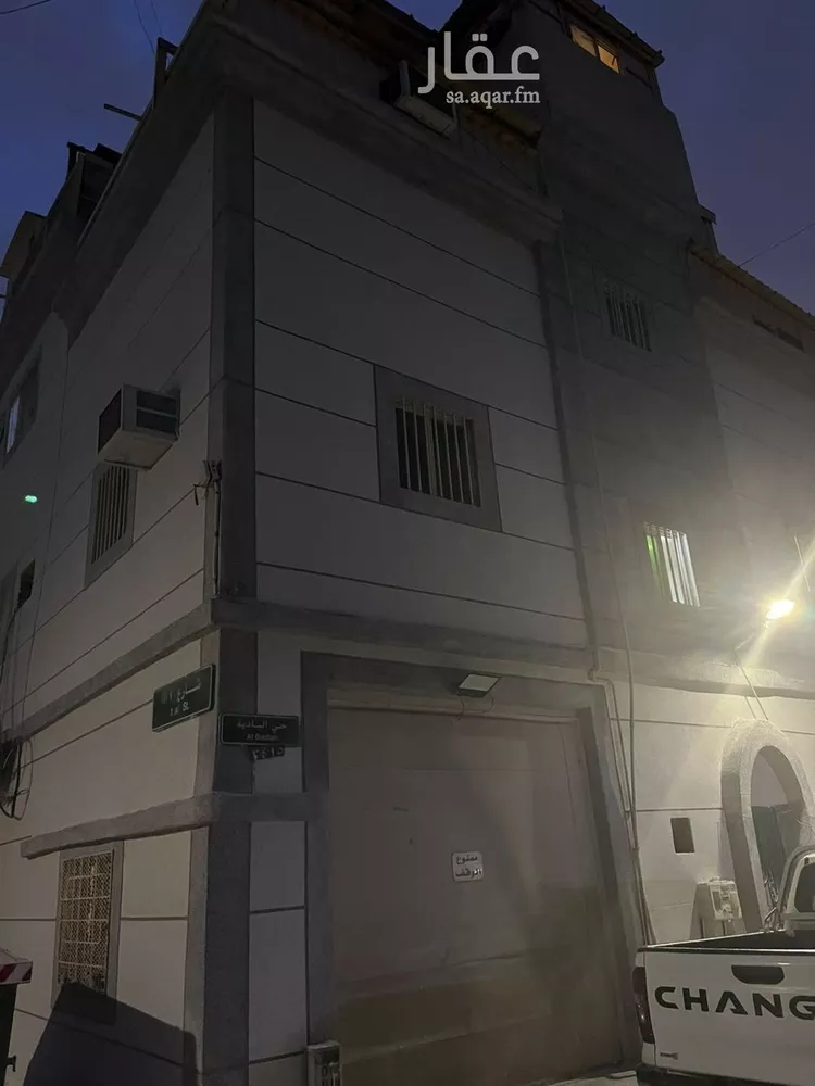 عمارة للبيع في حي البادية, مدينة الدمام, المنطقة الشرقية 6