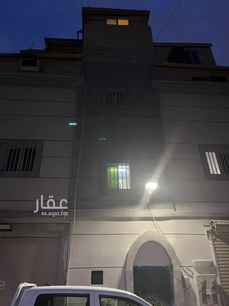 عمارة للبيع في حي البادية, مدينة الدمام, المنطقة الشرقية 8