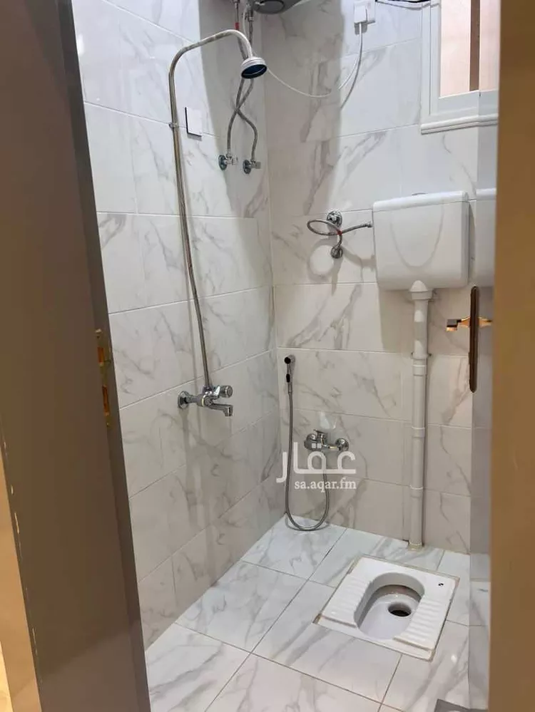 شقة للإيجار في شارع اربد بن حمير ، حي الاسكان ، خميس مشيط ، خميس مشيط صورة 5