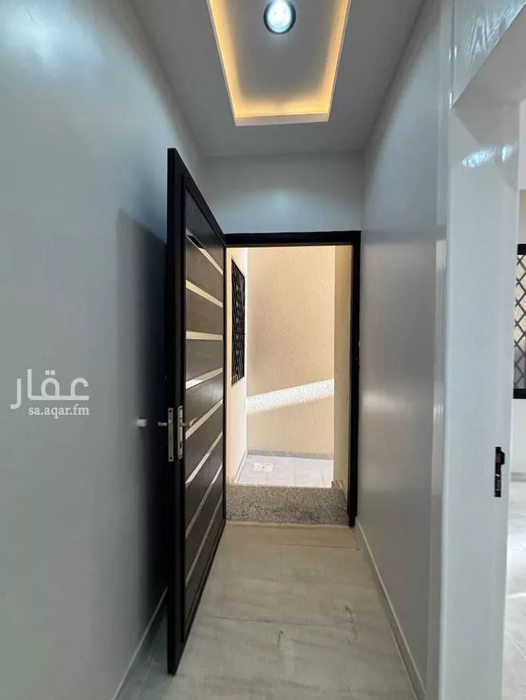شقة للبيع في شارع تميم ابن الاوس, حي اليرموك, مدينة خميس مشيط, منطقة عسير 7