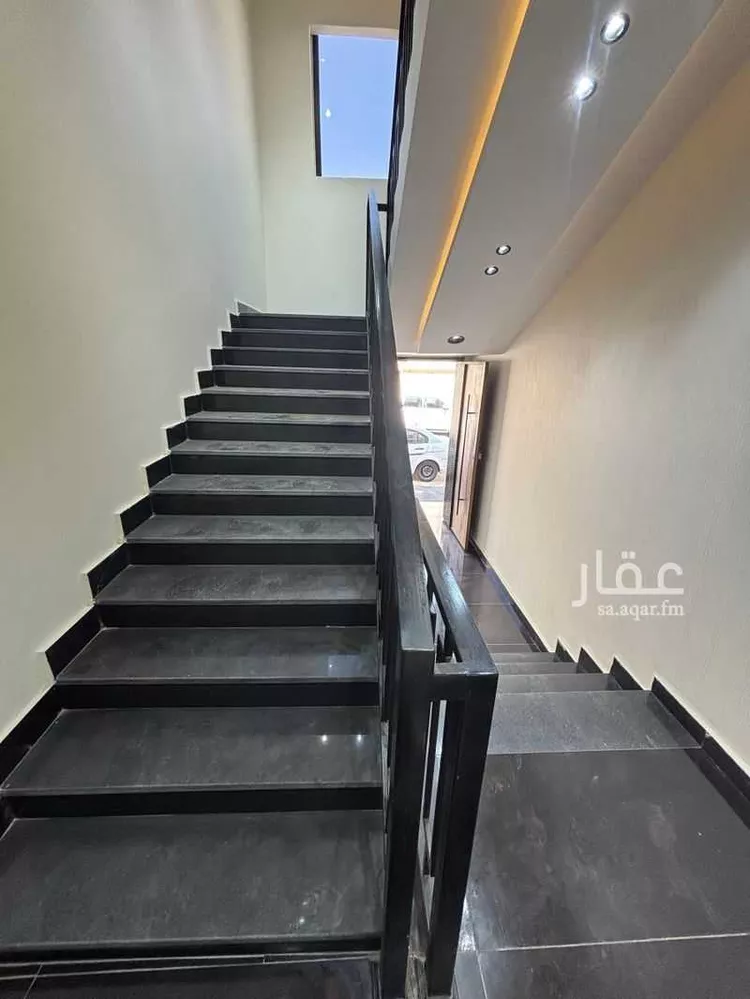 شقة للبيع في شارع خارجه ابن عبدالمنذر, حي الشرف, مدينة خميس مشيط, منطقة عسير صورة 4