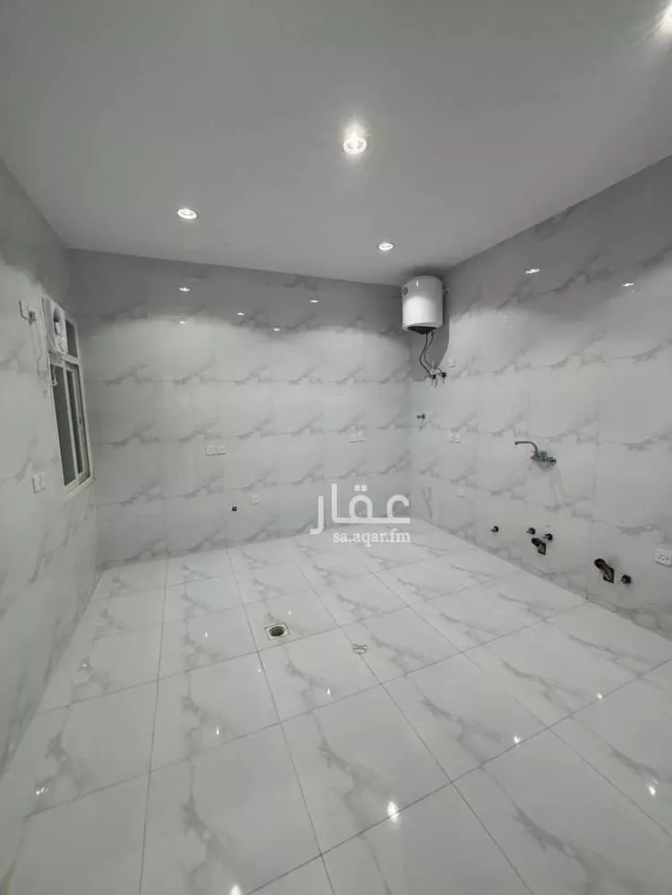 Apartment for Sale in Khamis Mushait Ar Rabie 14