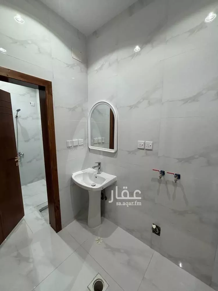 Apartment for Sale in Khamis Mushait Ar Rabie 24