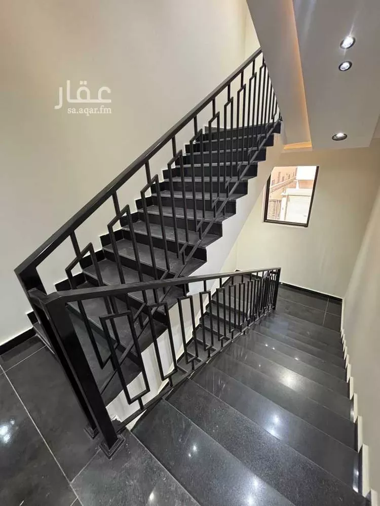 شقة للبيع في شارع خارجه ابن عبدالمنذر, حي الشرف, مدينة خميس مشيط, منطقة عسير 21