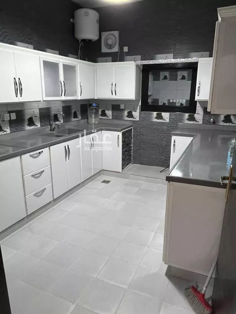 شقة للإيجار في طريق ابن خلدون ، حي النزهة ، طريب ، طريب صورة 5