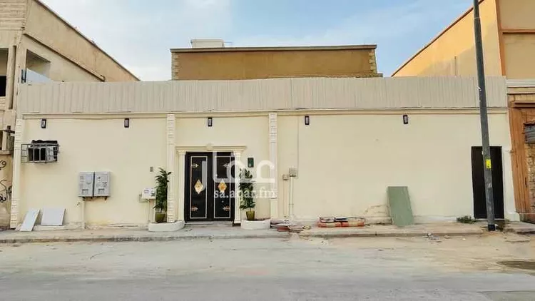 فيلا للبيع في شارع أحمد بن الخطاب, حي العزيزية, مدينة الرياض, منطقة الرياض