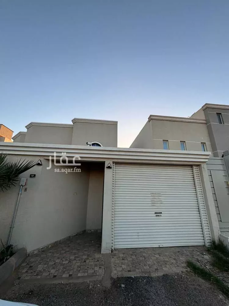 شقة للإيجار في شارع فهد بن محمد العليان ، حي الالغربي ، الرس ، الرس