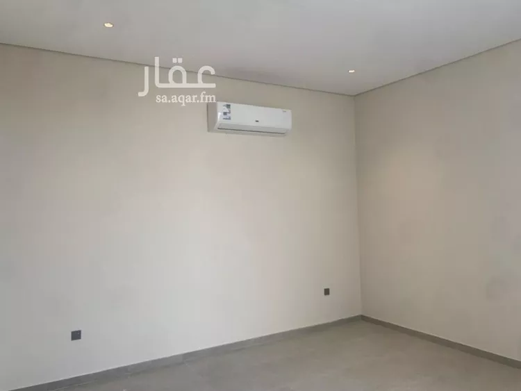 فيلا للإيجار في شارع عبيدالله الفقيه, حي الرمال, مدينة الرياض, منطقة الرياض صورة 3