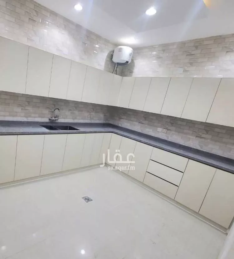 Apartment for Rent in Khamis Mushait Ar Rabie 9