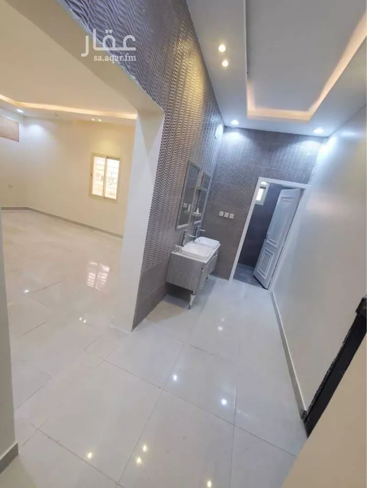 Apartment for Rent in Khamis Mushait Ar Rabie 7