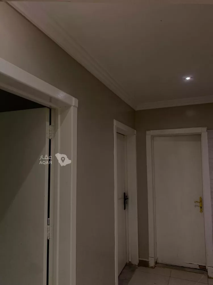 Villa for Sale in Al Muzahimiyah Al Hada 7