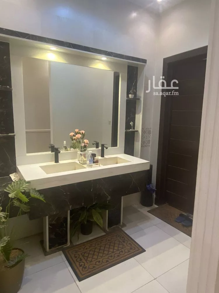 فيلا للإيجار في شارع إسماعيل عاصم, حي ديراب, مدينة الرياض, منطقة الرياض 8