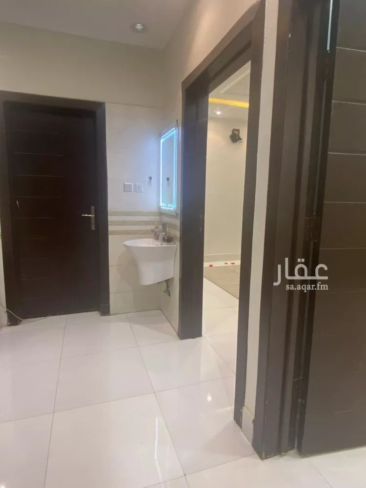 فيلا للإيجار في شارع إسماعيل عاصم, حي ديراب, مدينة الرياض, منطقة الرياض 21