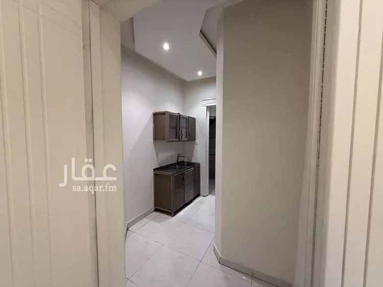 شقة للإيجار في شارع علي بن سلامة اللخمي, حي بدر, مدينة الرياض, منطقة الرياض صورة 4