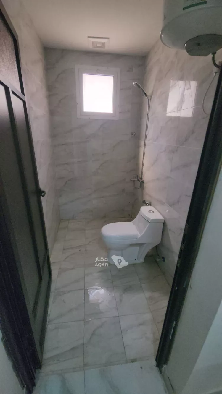 عمارة للبيع في شارع العزيزية 23, حي العزيزية, مدينة الجبيل, المنطقة الشرقية 10