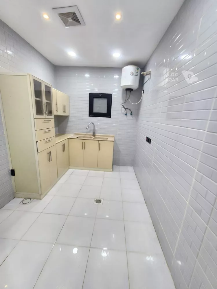 Building for Sale in Al Jubail Tebah Subdivision 8
