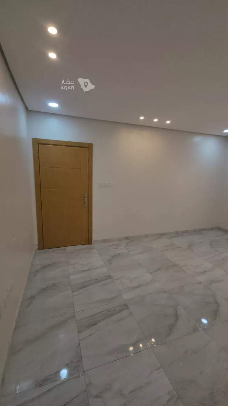 عمارة للبيع في شارع العزيزية 23, حي العزيزية, مدينة الجبيل, المنطقة الشرقية 14