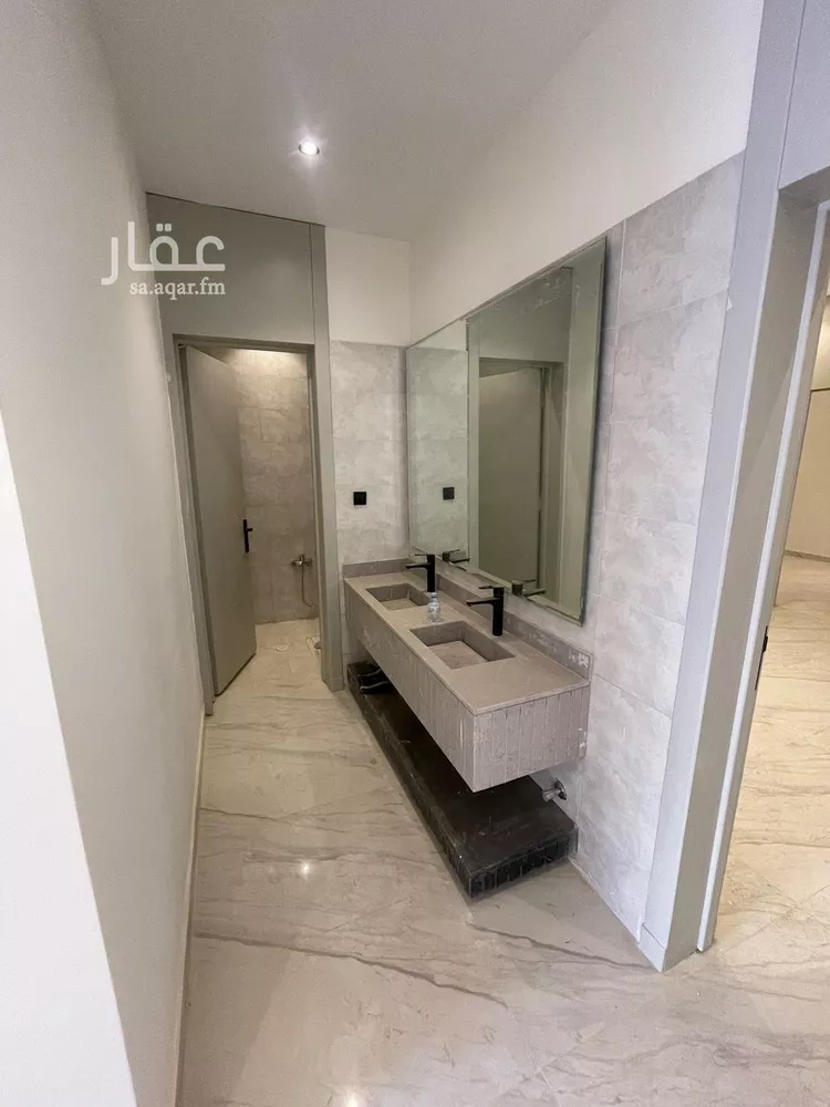 فيلا للإيجار في شارع إسماعيل القيسي, حي عكاظ, مدينة الرياض, منطقة الرياض 6