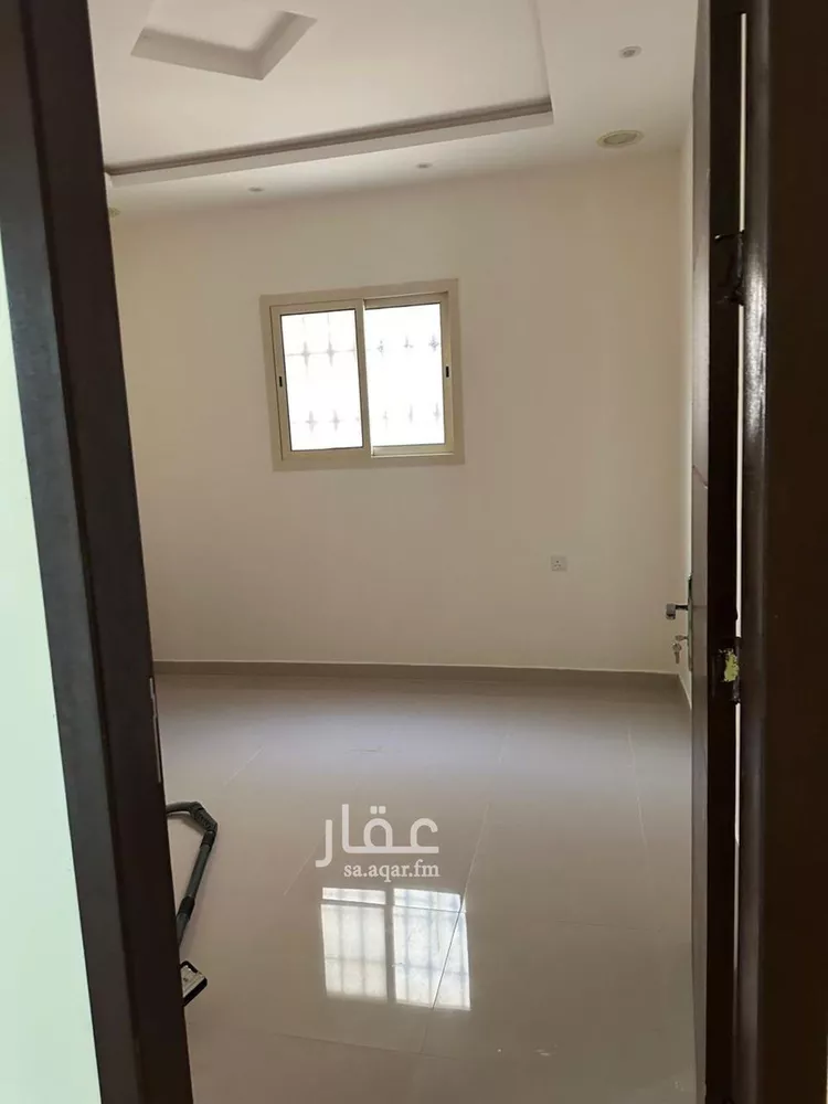 شقة للإيجار في شارع عبدالرحمن بن قاسم, حي عكاظ, مدينة الرياض, منطقة الرياض صورة 5