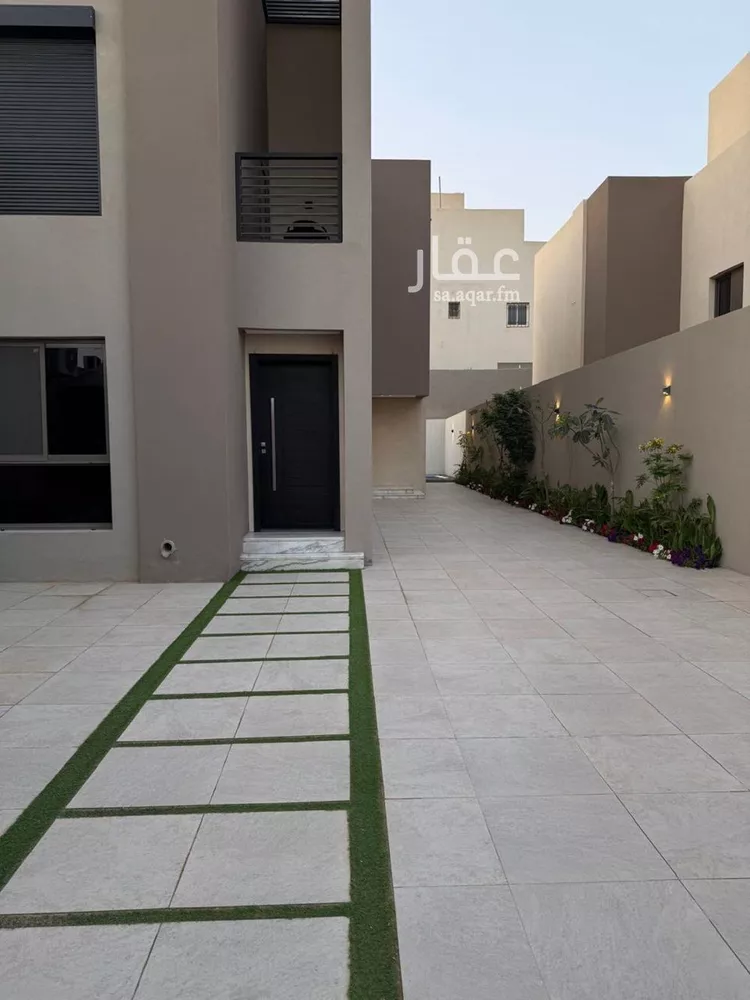 فيلا للإيجار في شارع ابي المكارم بن مفرج, حي عكاظ, مدينة الرياض, منطقة الرياض صورة 2