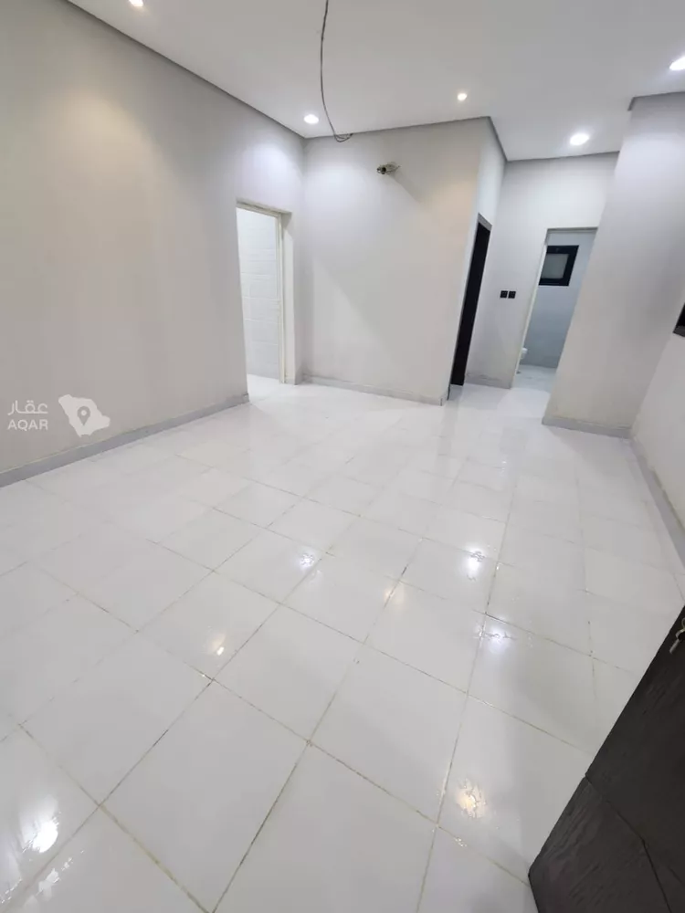 Building for Sale in Al Jubail Tebah Subdivision 6