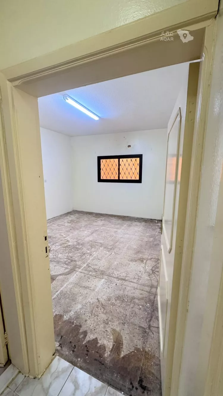 Floor for Rent in Riyadh Ar Rawdah 13