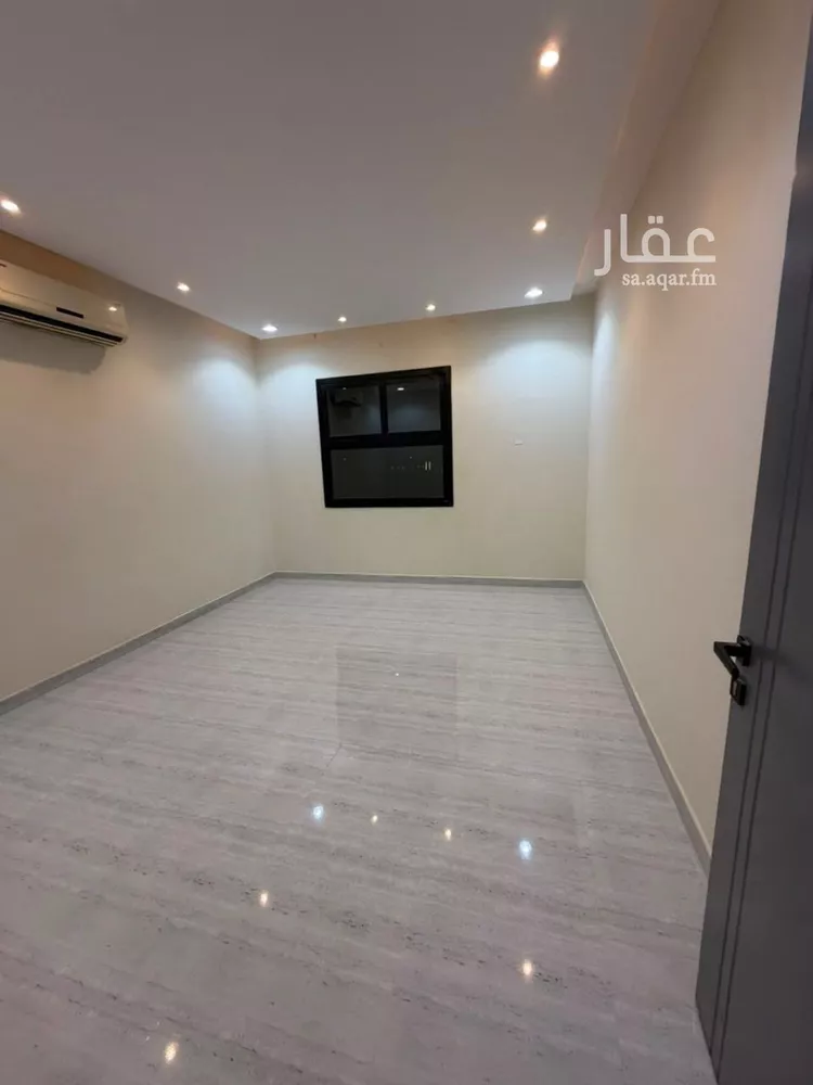فيلا للإيجار في شارع عبدالوهاب عرب, حي عكاظ, مدينة الرياض, منطقة الرياض
