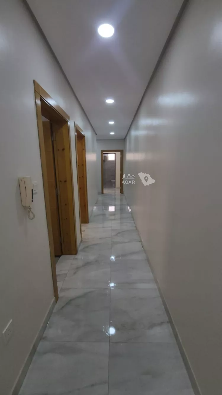 عمارة للبيع في شارع العزيزية 23, حي العزيزية, مدينة الجبيل, المنطقة الشرقية 3