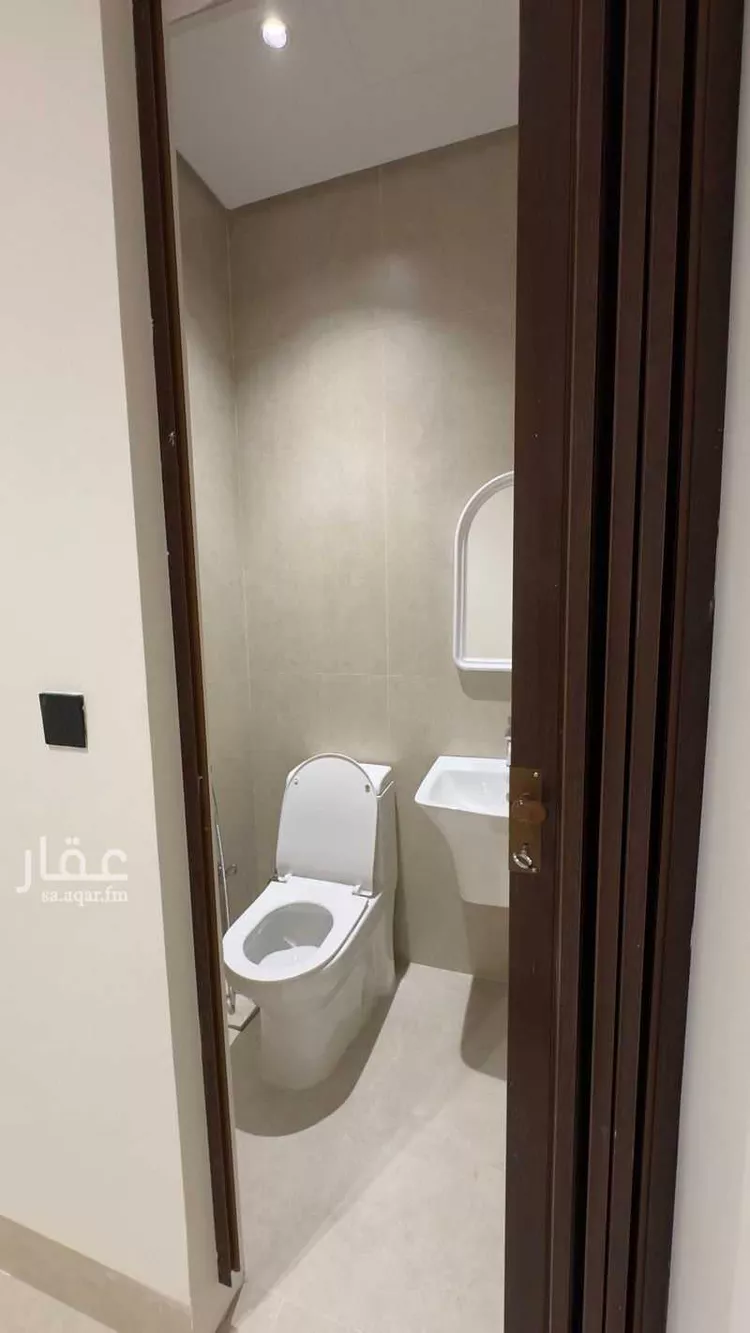 شقة للإيجار في شارع الالمعي, حي البندرية, مدينة الخبر, المنطقة الشرقية صورة 4
