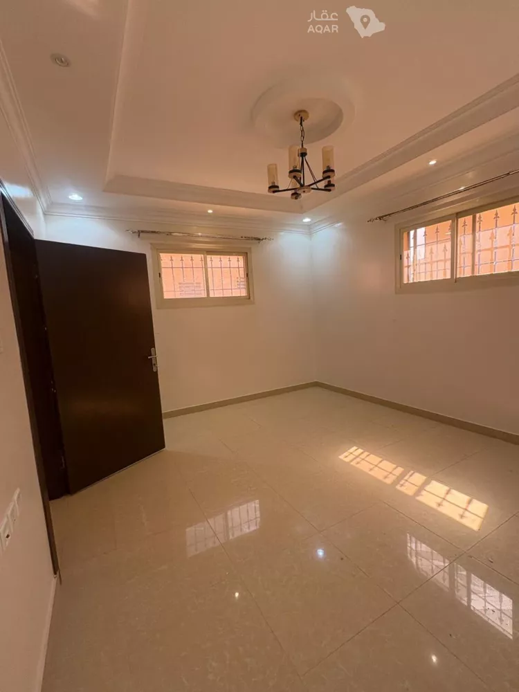 Floor for Rent in Buraydah As Sabbakh 6