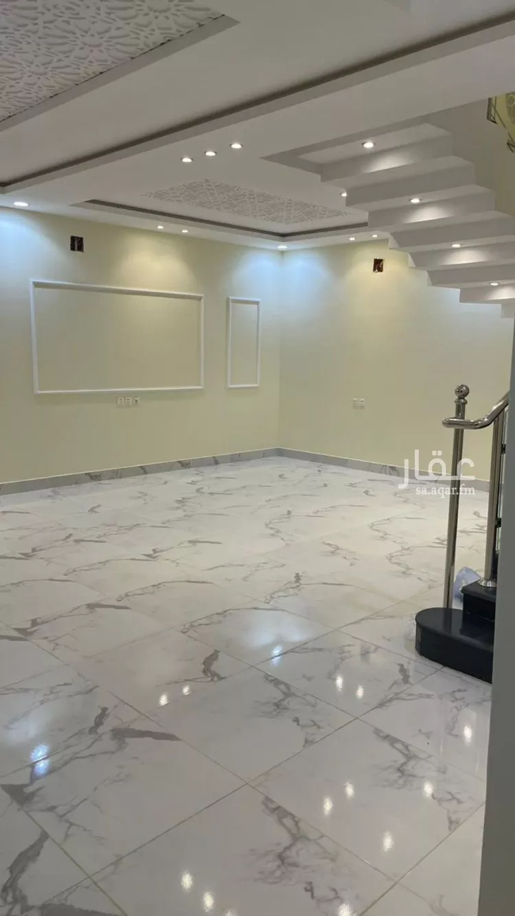 فيلا للإيجار في شارع سراج الدين العسقلاني, حي عكاظ, مدينة الرياض, منطقة الرياض صورة 5