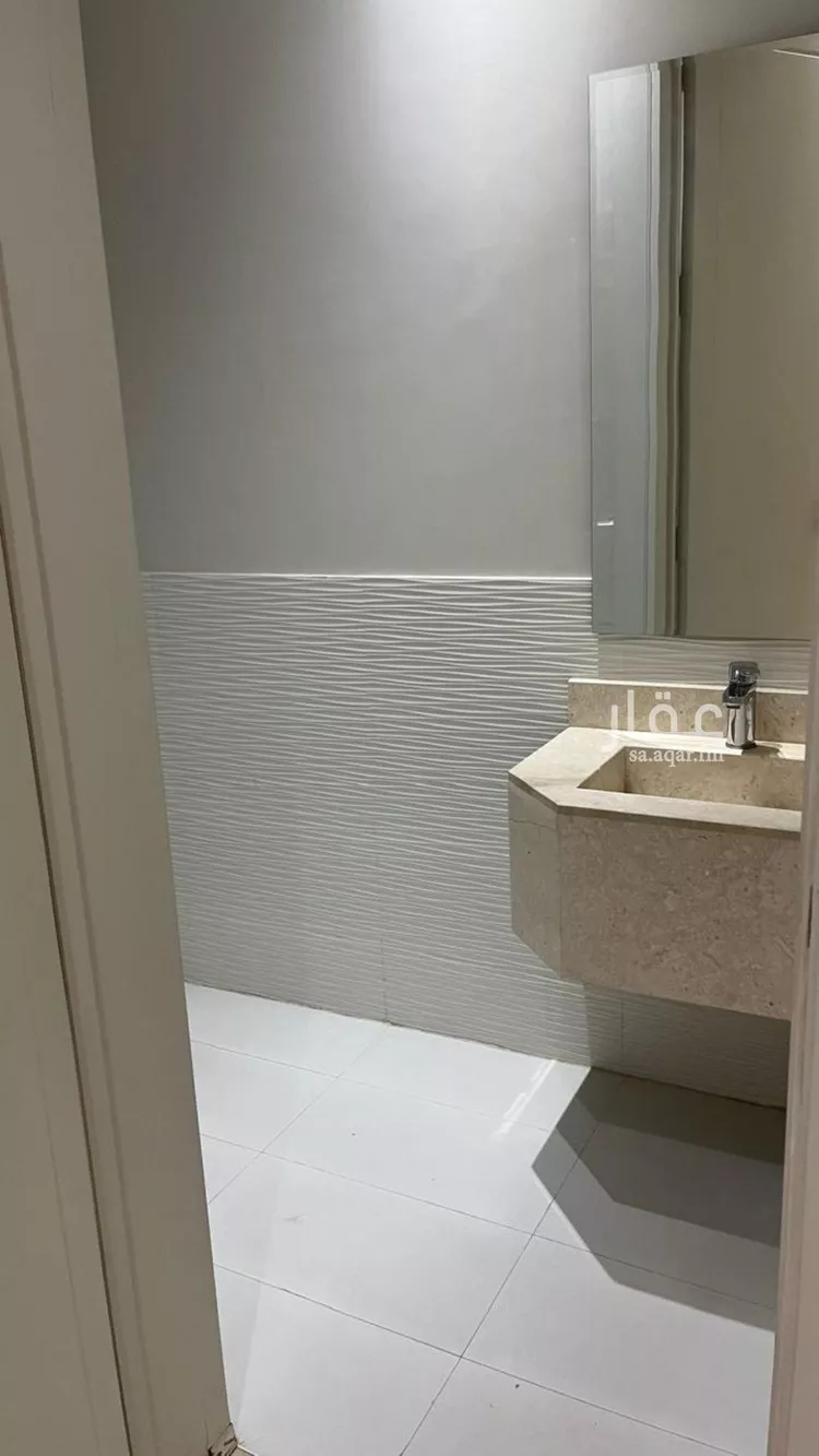 Apartment for Sale in Riyadh Al Malqa 16