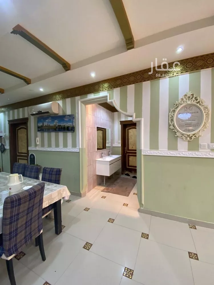 فيلا للبيع في شارع العمودية, حي إشبيلية, مدينة الرياض, منطقة الرياض صورة 2