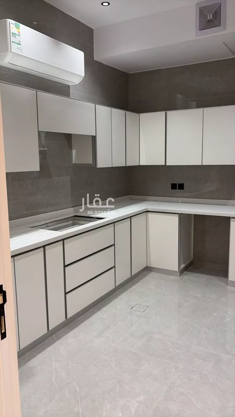 Floor for Rent in Riyadh Ar Rimal صورة 2