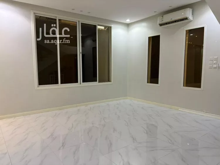 فيلا للبيع في شارع محمد الإبراهيمي, حي الرمال, مدينة الرياض, منطقة الرياض صورة 3