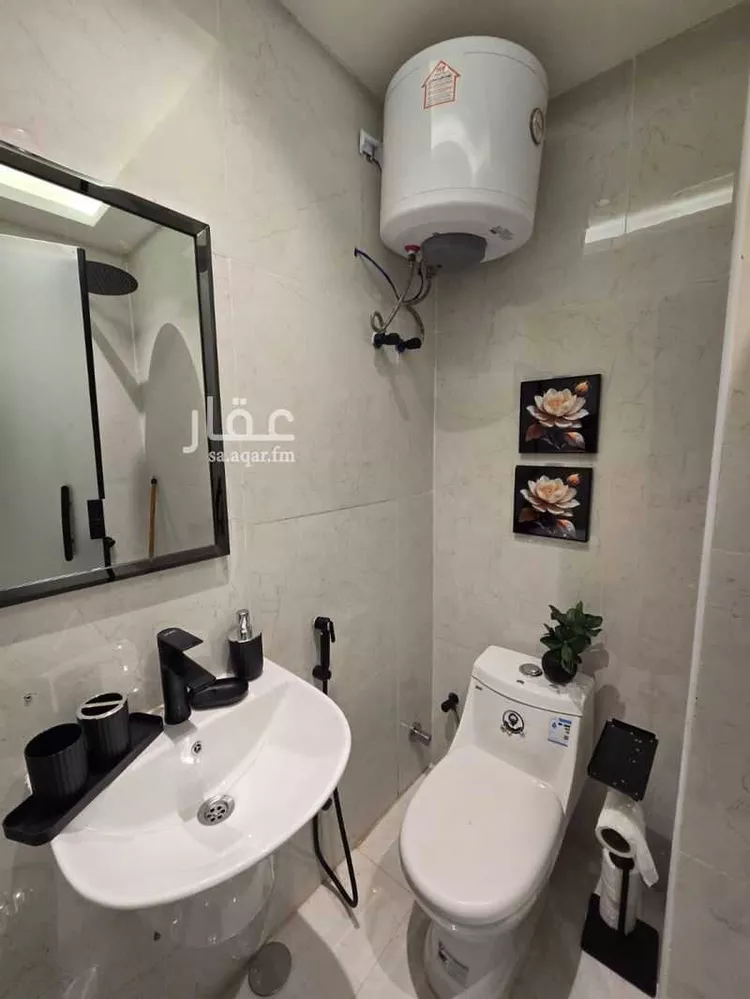 Studio for rent in Riyadh Al Malqa 10